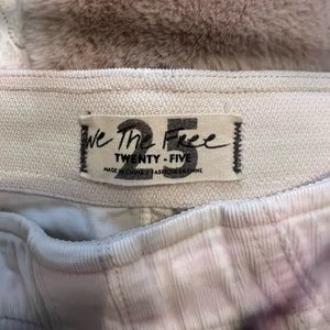 We the Free super cute cream colored pull on corduroy pants.